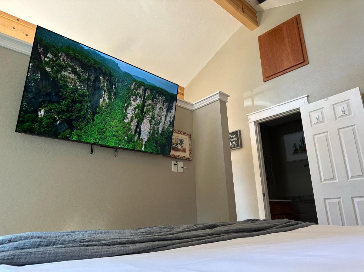 Luxury Smart Bungalow Fayetteville Ngoại thất bức ảnh
